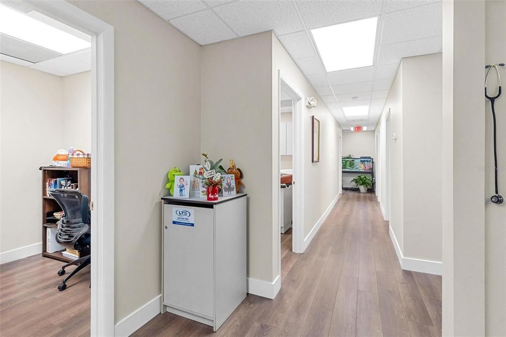 For Sale: $399,900 (0 beds, 0 baths, 1400 Square Feet)