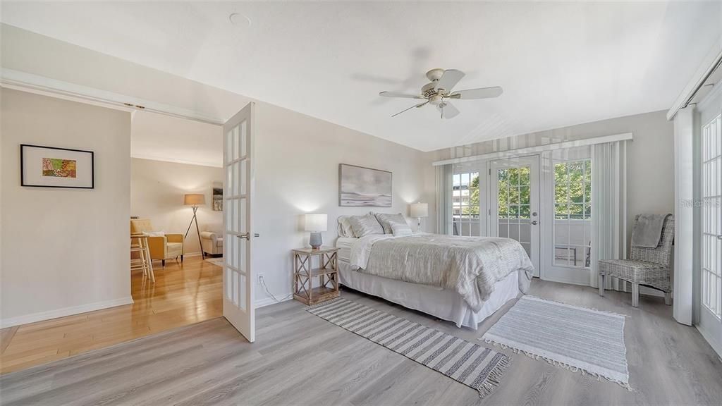 В аренду: $3,000 (2 спален, 2 ванн, 1260 Квадратных фут)