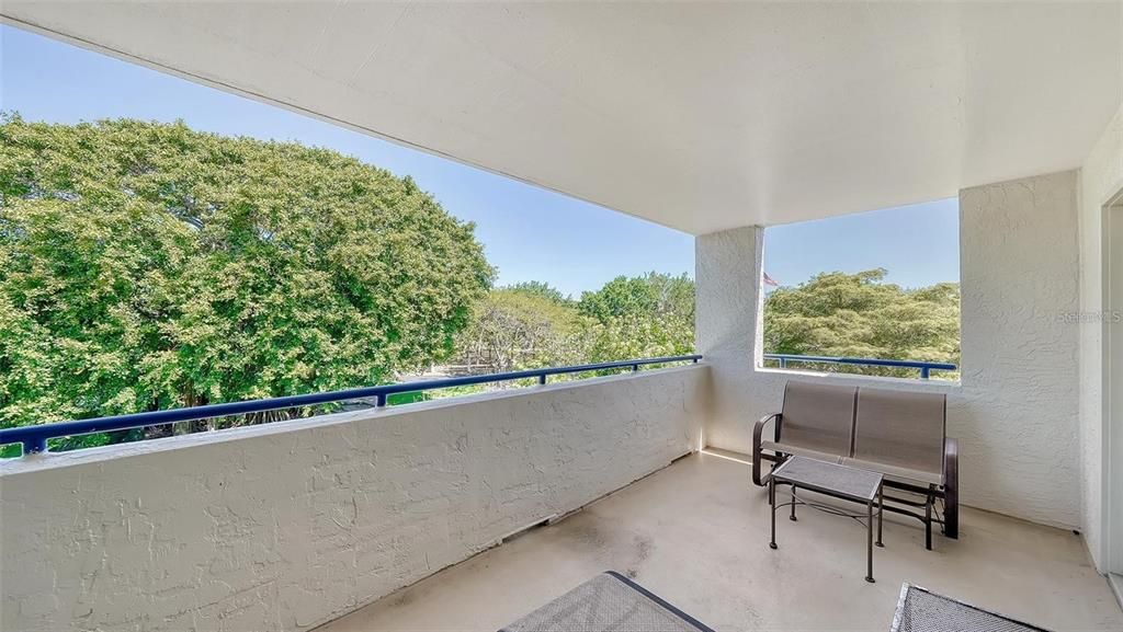 В аренду: $3,000 (2 спален, 2 ванн, 1260 Квадратных фут)