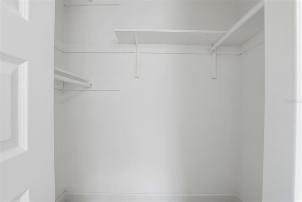 На продажу: $299,900 (2 спален, 2 ванн, 1101 Квадратных фут)