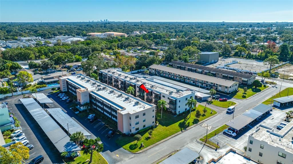 For Sale: $119,000 (1 beds, 1 baths, 735 Square Feet)