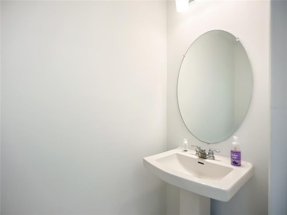 For Rent: $2,100 (2 beds, 2 baths, 1187 Square Feet)