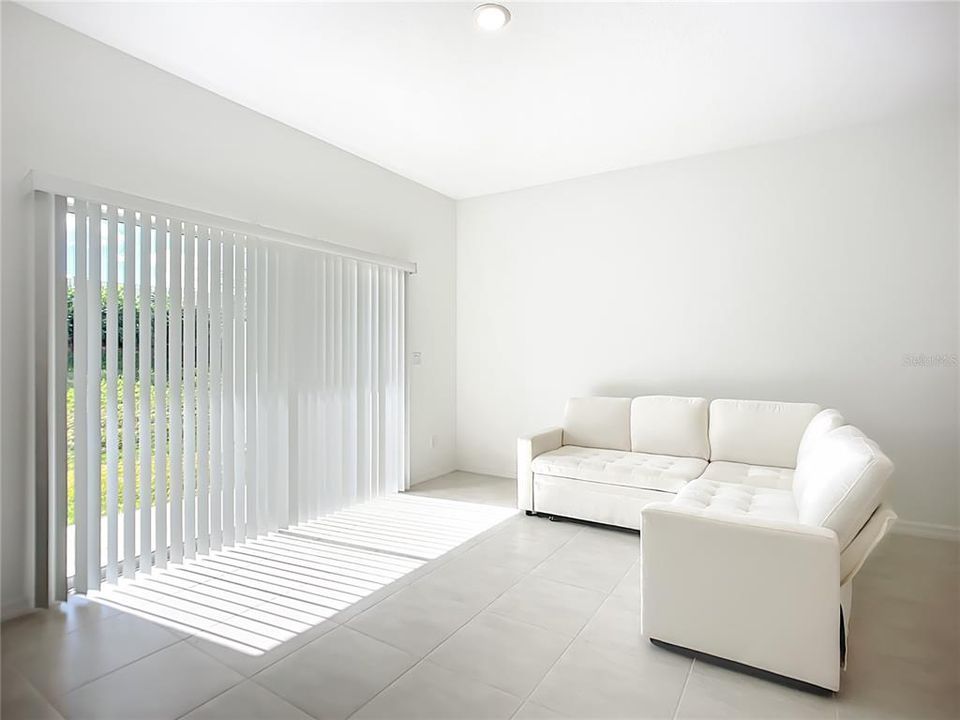 For Rent: $2,100 (2 beds, 2 baths, 1187 Square Feet)