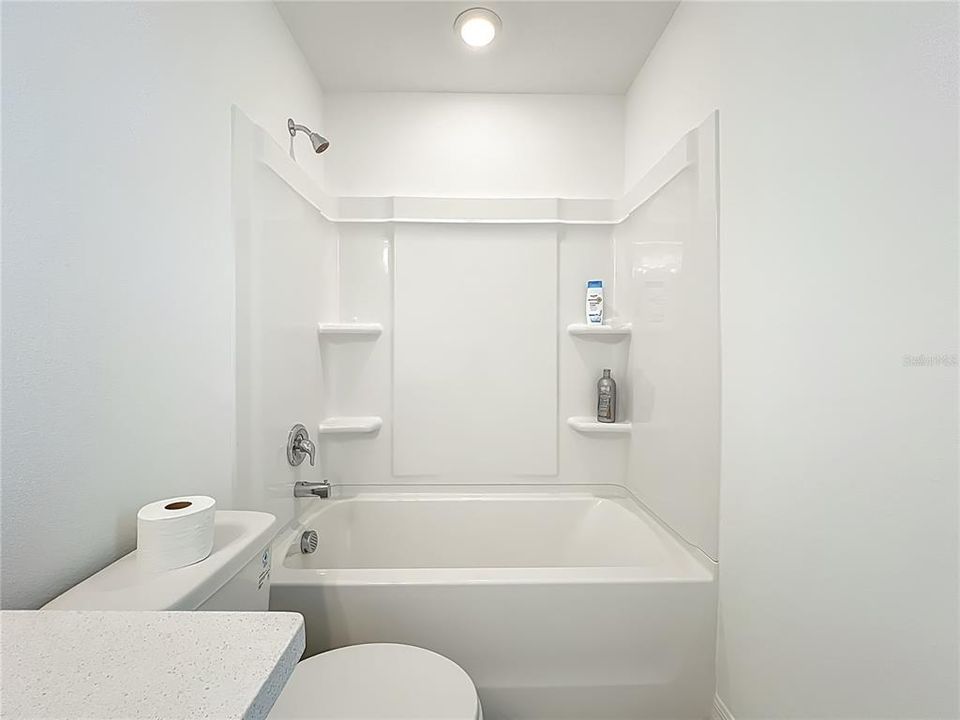 For Rent: $2,100 (2 beds, 2 baths, 1187 Square Feet)