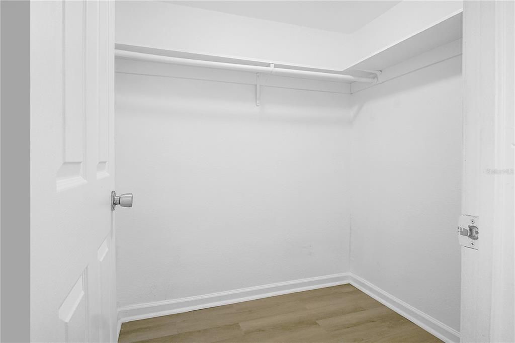 For Rent: $1,595 (3 beds, 2 baths, 1307 Square Feet)