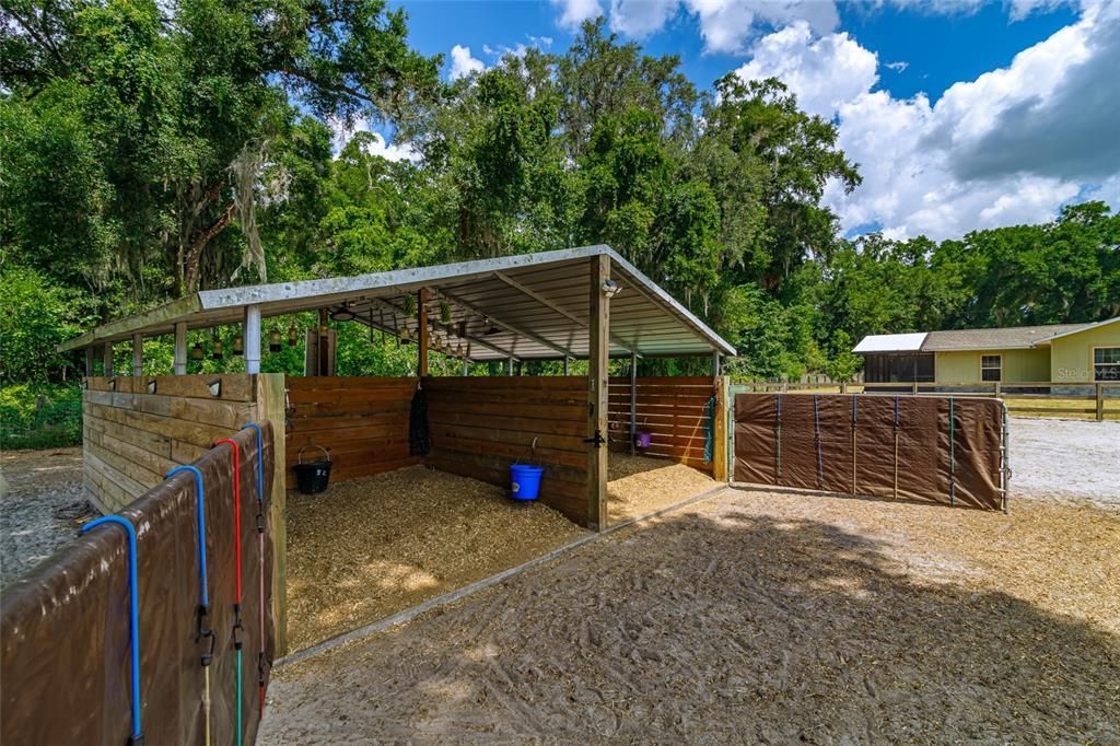 На продажу: $419,000 (3 спален, 2 ванн, 1594 Квадратных фут)