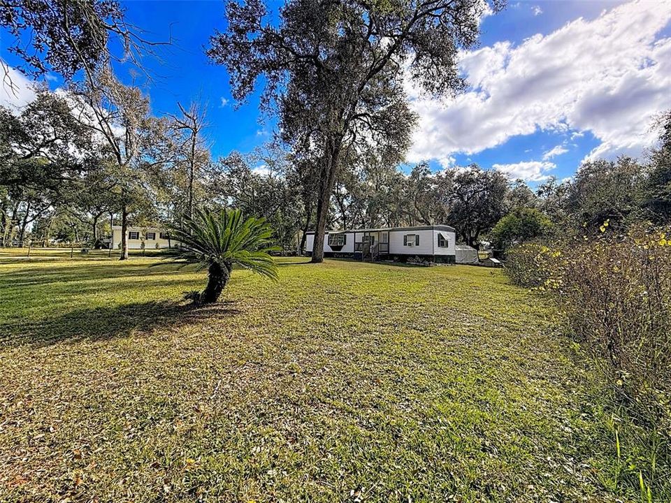 For Sale: $129,900 (2 beds, 1 baths, 960 Square Feet)