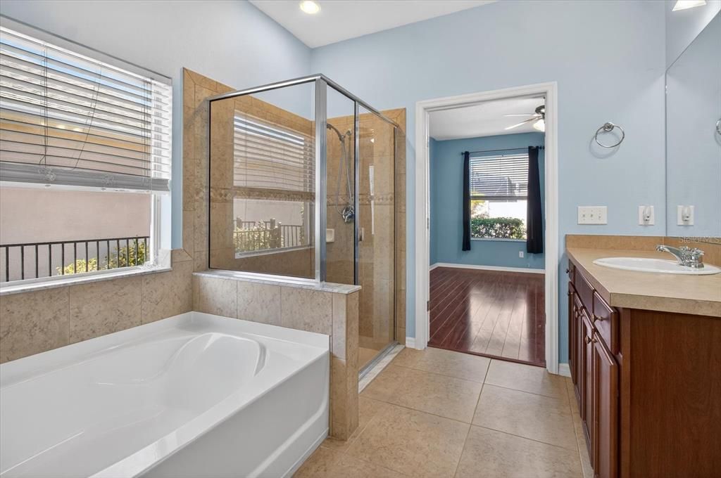 En Venta: $340,000 (3 camas, 2 baños, 1740 Pies cuadrados)