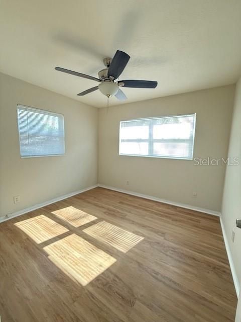 For Sale: $319,000 (2 beds, 1 baths, 875 Square Feet)