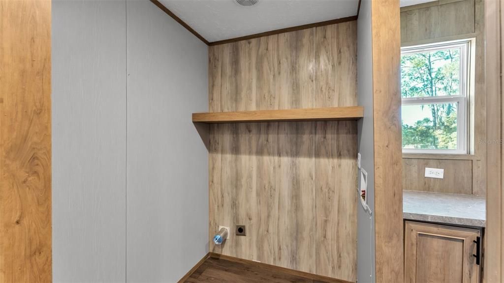 待售: $225,000 (3 贝兹, 2 浴室, 1309 平方英尺)