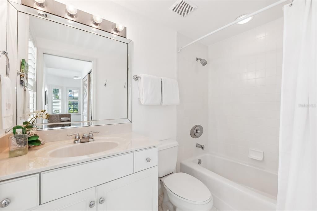 For Sale: $2,250,000 (3 beds, 3 baths, 2885 Square Feet)