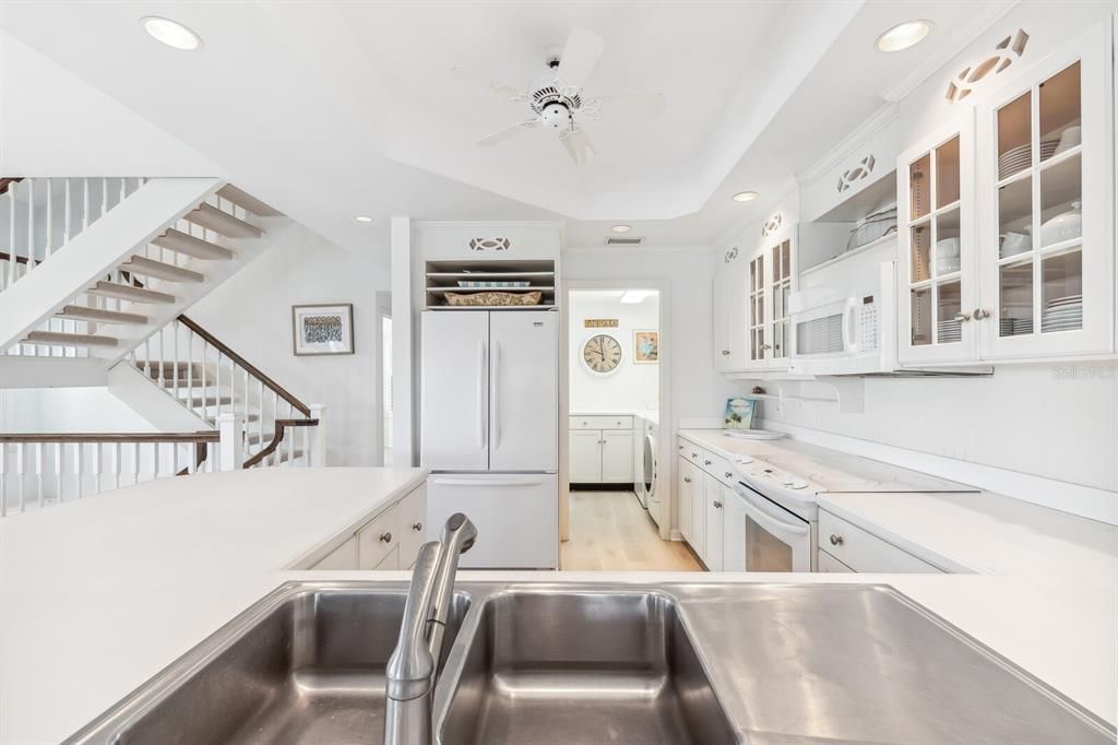 For Sale: $2,250,000 (3 beds, 3 baths, 2885 Square Feet)