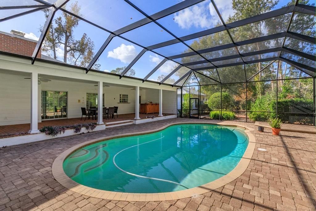 For Sale: $849,000 (4 beds, 2 baths, 3367 Square Feet)