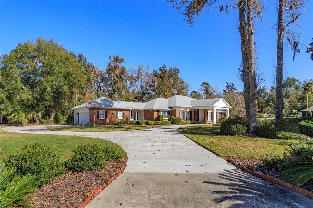 For Sale: $849,000 (4 beds, 2 baths, 3367 Square Feet)