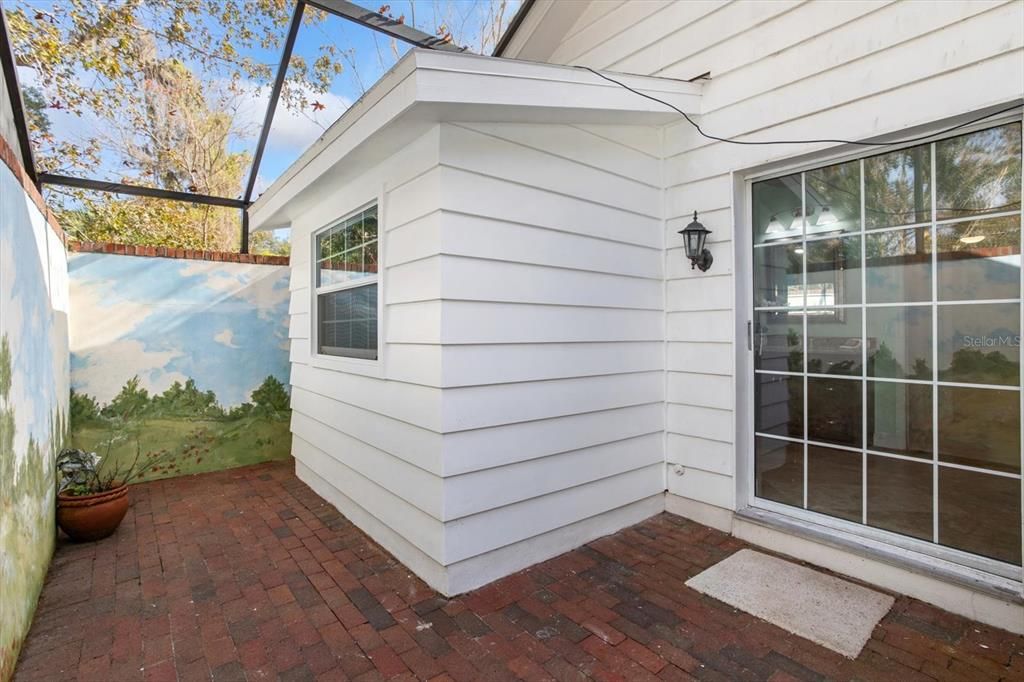 For Sale: $849,000 (4 beds, 2 baths, 3367 Square Feet)