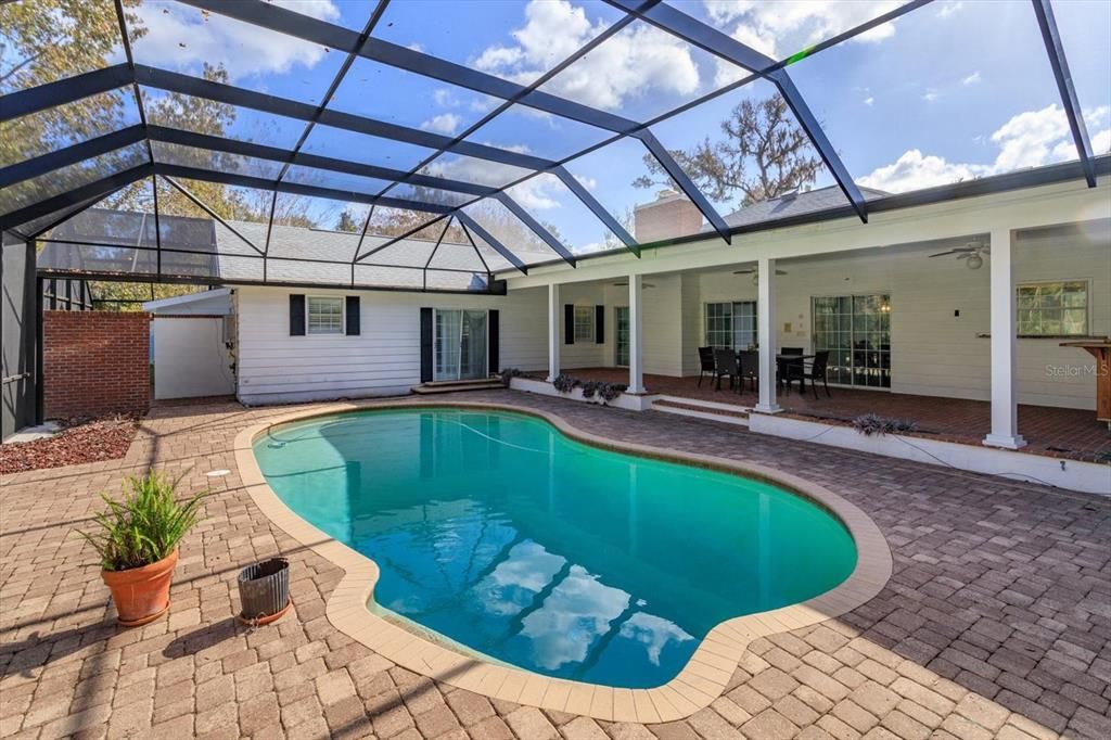 For Sale: $849,000 (4 beds, 2 baths, 3367 Square Feet)