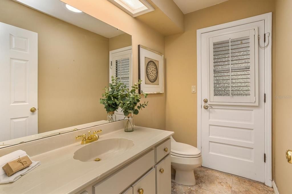 For Sale: $849,000 (4 beds, 2 baths, 3367 Square Feet)