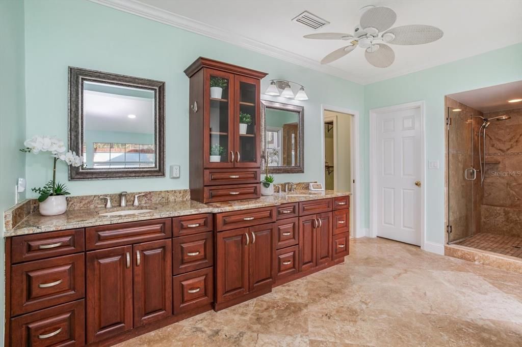 For Sale: $849,000 (4 beds, 2 baths, 3367 Square Feet)