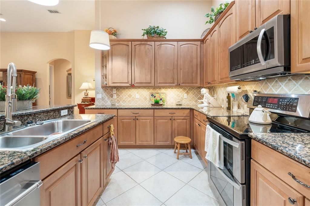 待售: $725,000 (4 贝兹, 4 浴室, 3129 平方英尺)