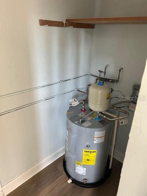 For Sale: $139,000 (2 beds, 2 baths, 1050 Square Feet)