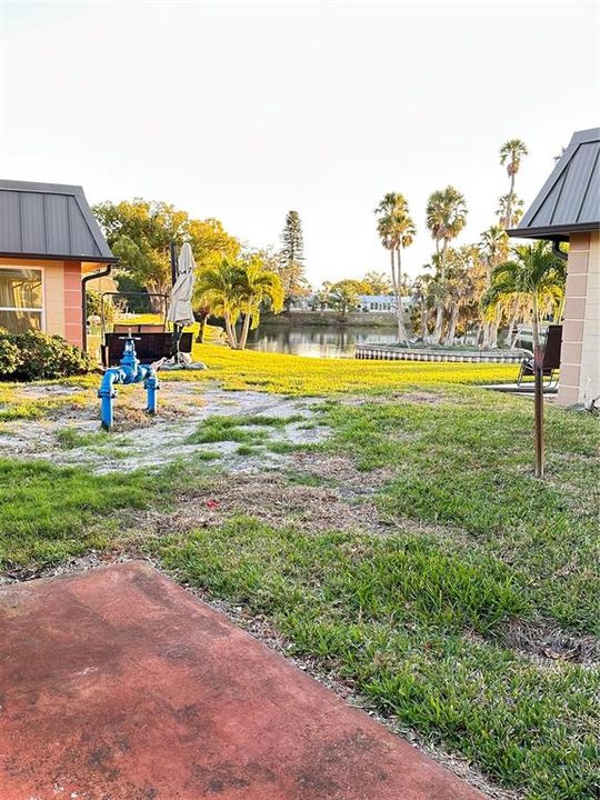 На продажу: $139,000 (2 спален, 2 ванн, 1050 Квадратных фут)