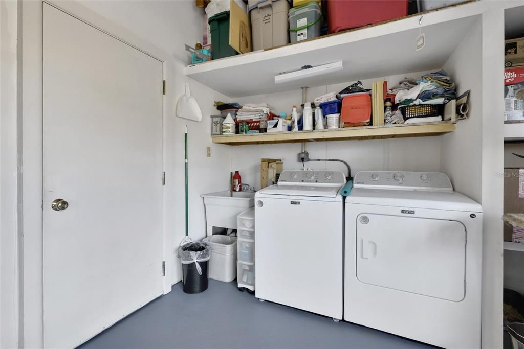 待售: $349,900 (5 贝兹, 2 浴室, 2356 平方英尺)