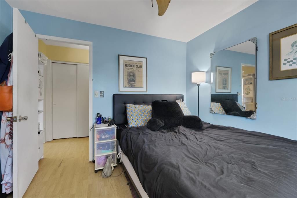 待售: $349,900 (5 贝兹, 2 浴室, 2356 平方英尺)