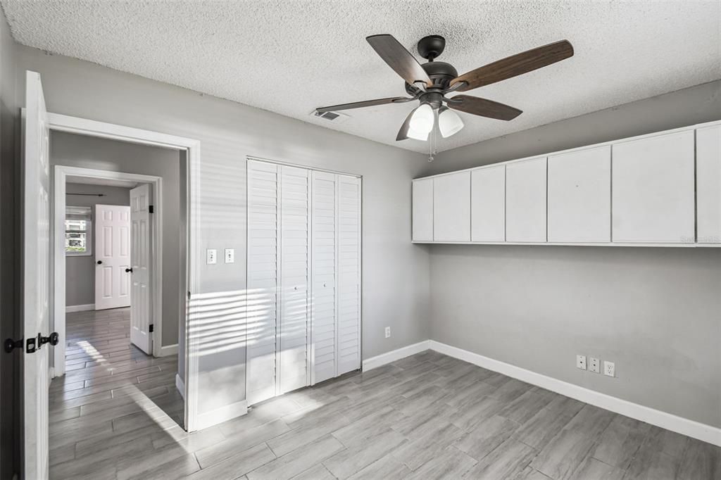 На продажу: $435,000 (3 спален, 2 ванн, 1687 Квадратных фут)