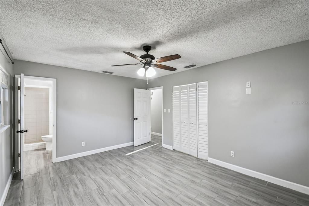 На продажу: $435,000 (3 спален, 2 ванн, 1687 Квадратных фут)