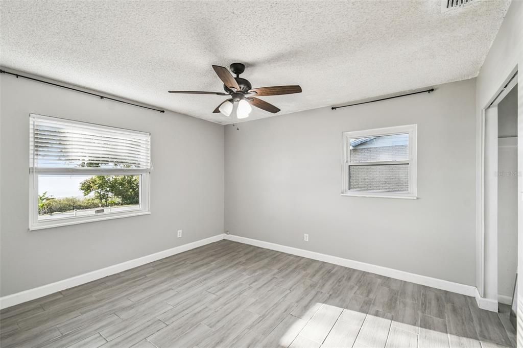 На продажу: $435,000 (3 спален, 2 ванн, 1687 Квадратных фут)