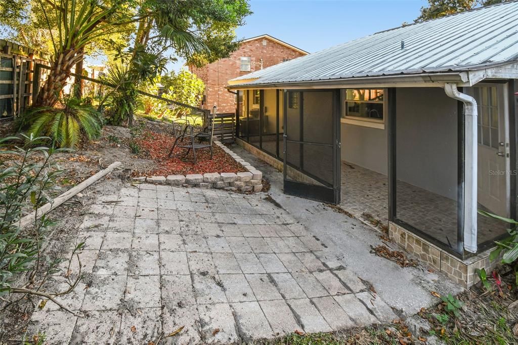 На продажу: $435,000 (3 спален, 2 ванн, 1687 Квадратных фут)