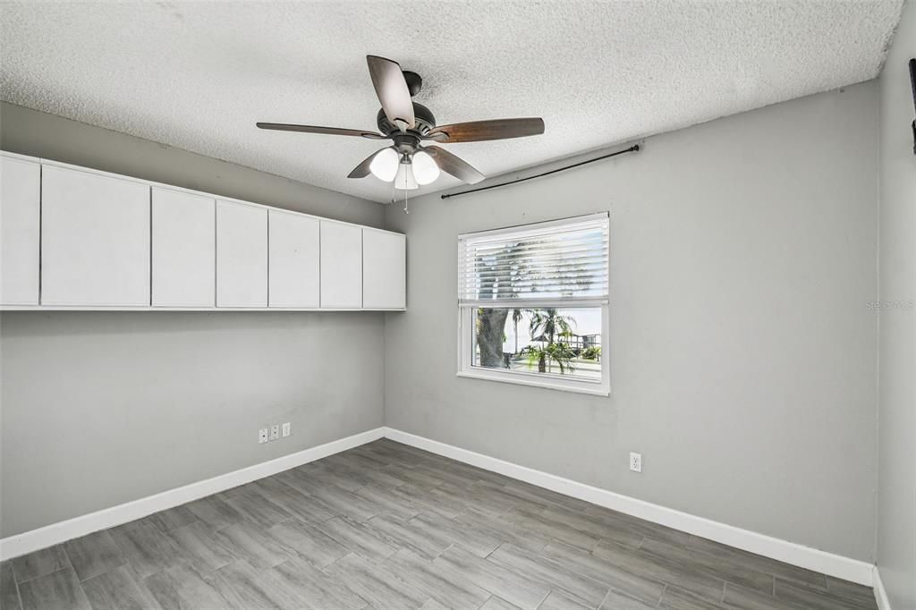 На продажу: $435,000 (3 спален, 2 ванн, 1687 Квадратных фут)