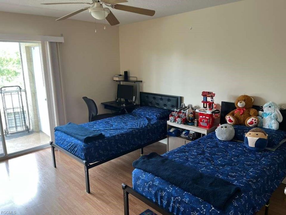 En Venta: $145,000 (2 camas, 2 baños, 1046 Pies cuadrados)