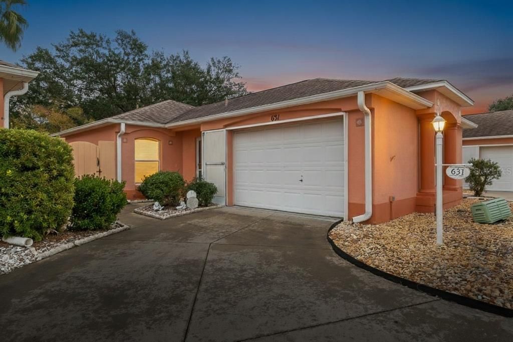 待售: $319,000 (2 贝兹, 2 浴室, 1128 平方英尺)