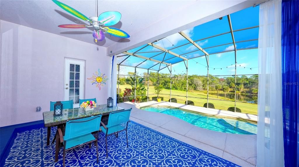 En Venta: $769,000 (5 camas, 4 baños, 3162 Pies cuadrados)