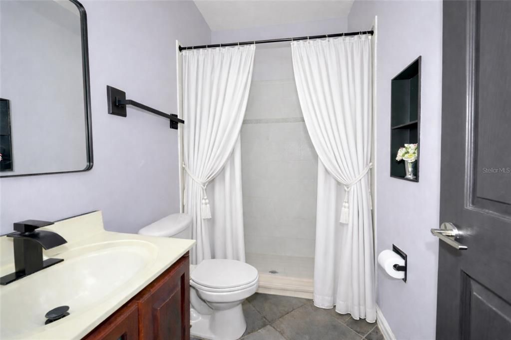 En Venta: $769,000 (5 camas, 4 baños, 3162 Pies cuadrados)