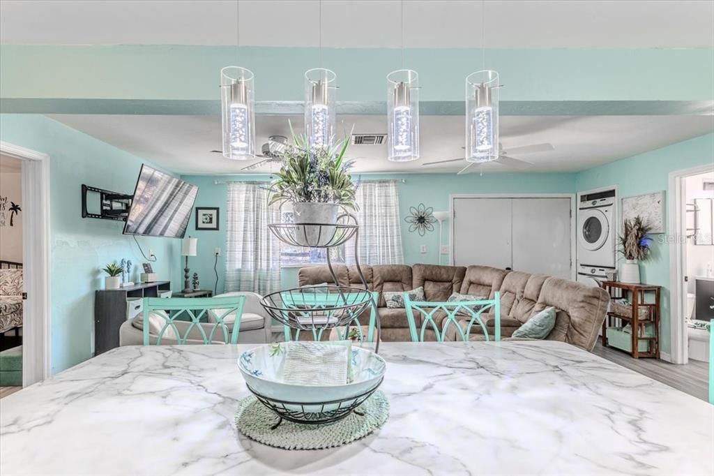 For Sale: $469,900 (4 beds, 2 baths, 1248 Square Feet)