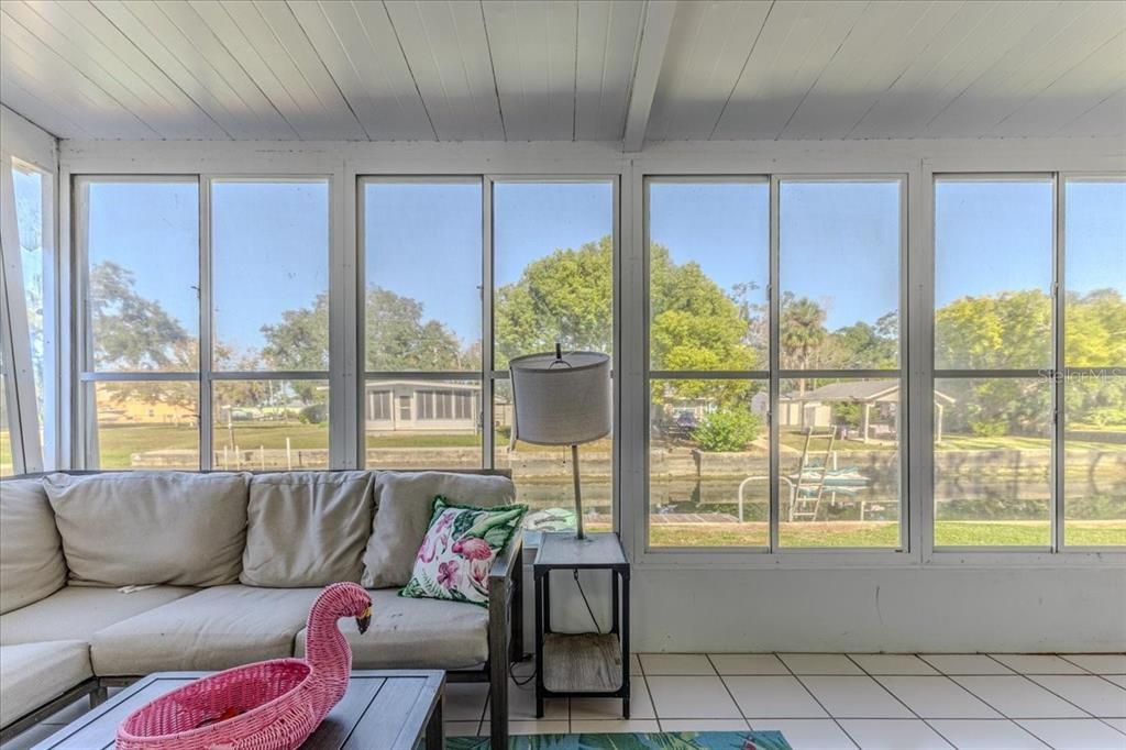 For Sale: $469,900 (4 beds, 2 baths, 1248 Square Feet)