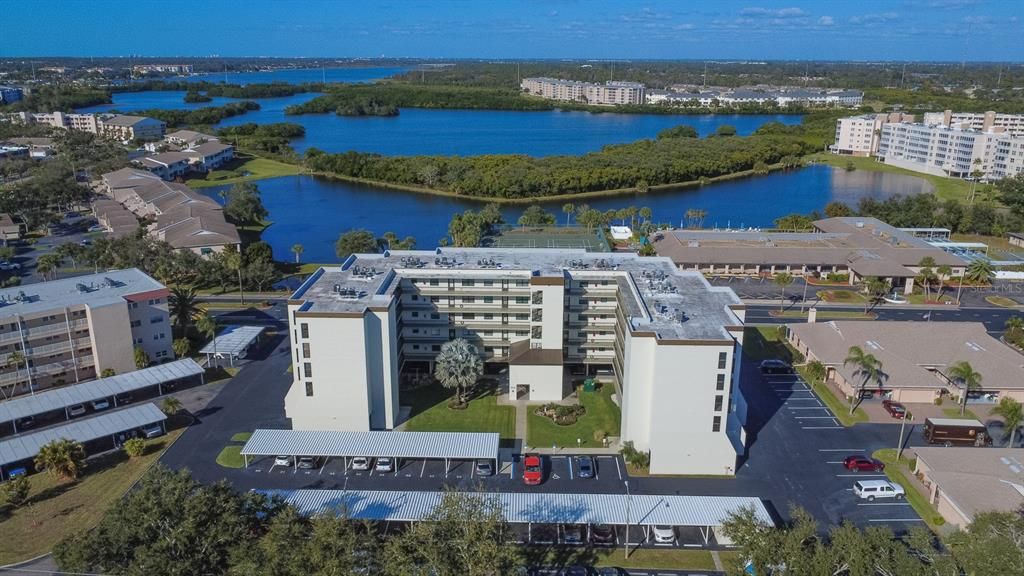 待售: $199,900 (2 贝兹, 2 浴室, 1020 平方英尺)