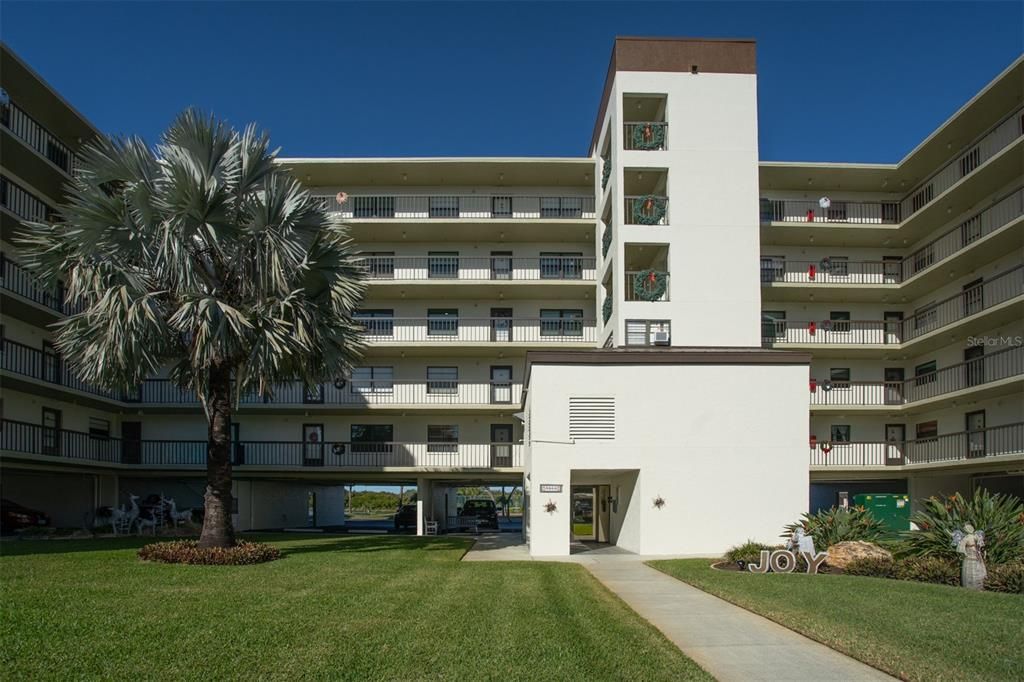 待售: $199,900 (2 贝兹, 2 浴室, 1020 平方英尺)