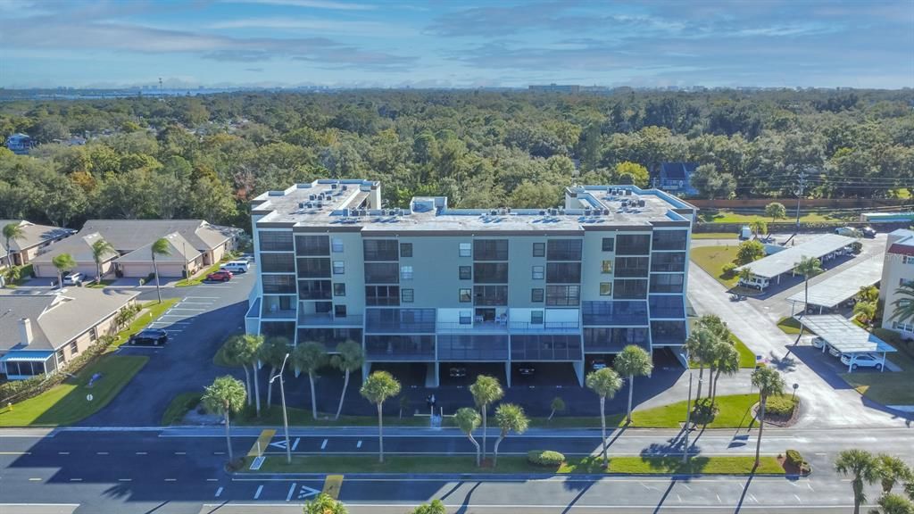 待售: $199,900 (2 贝兹, 2 浴室, 1020 平方英尺)