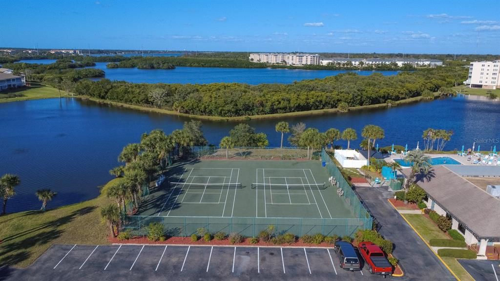 待售: $199,900 (2 贝兹, 2 浴室, 1020 平方英尺)