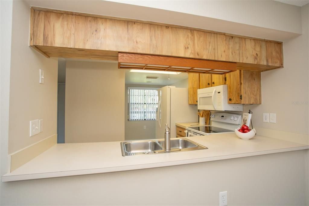 待售: $199,900 (2 贝兹, 2 浴室, 1020 平方英尺)