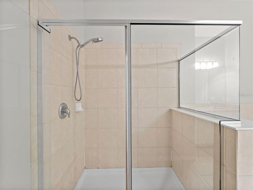 出租: $2,800 (3 贝兹, 2 浴室, 2558 平方英尺)