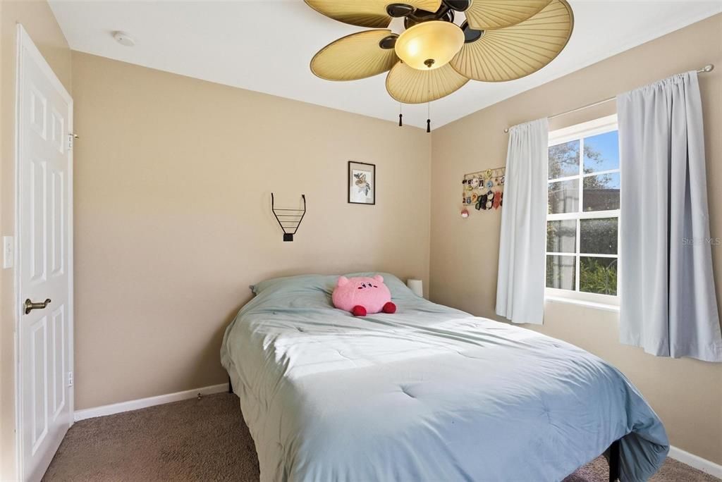 For Sale: $199,900 (2 beds, 1 baths, 567 Square Feet)