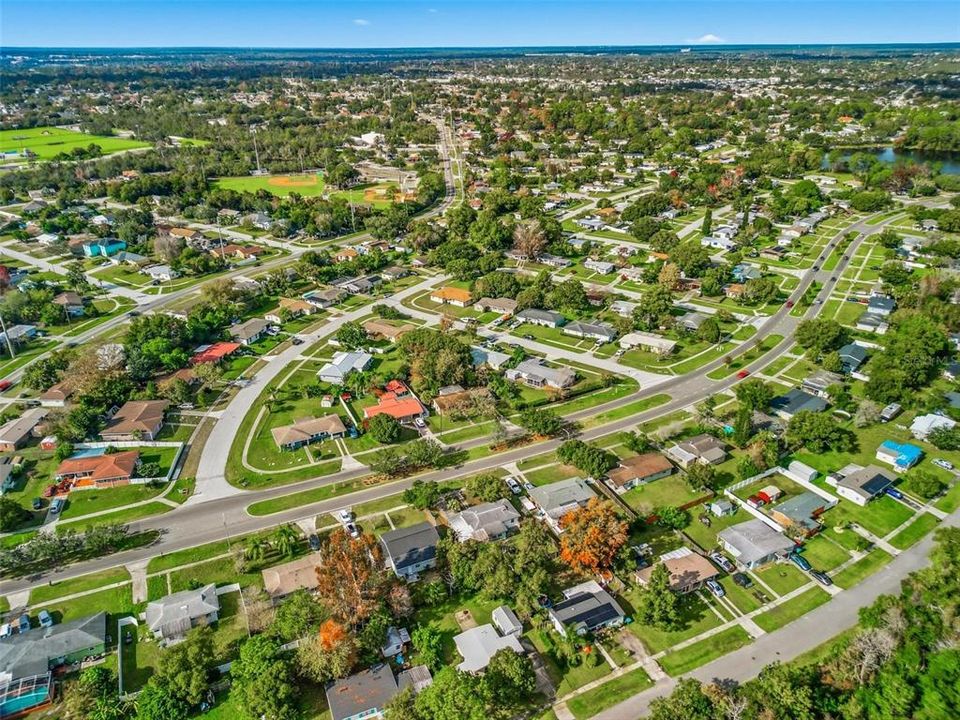 For Sale: $199,900 (2 beds, 1 baths, 567 Square Feet)