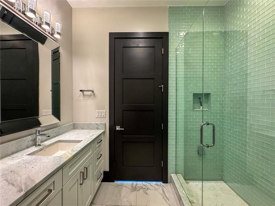 На продажу: $4,695,000 (4 спален, 4 ванн, 3685 Квадратных фут)