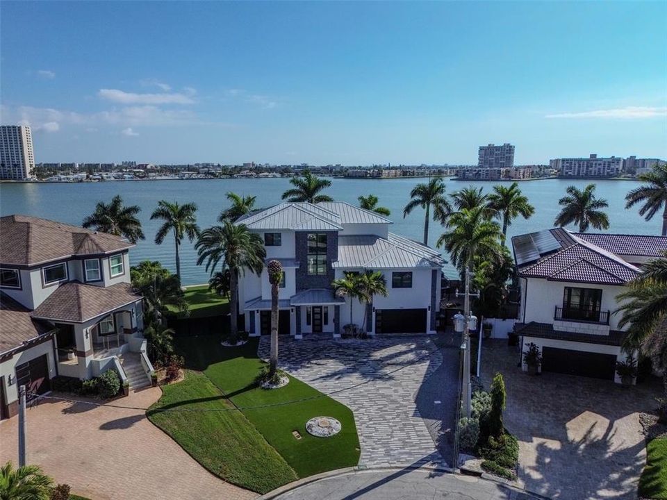 На продажу: $4,695,000 (4 спален, 4 ванн, 3685 Квадратных фут)