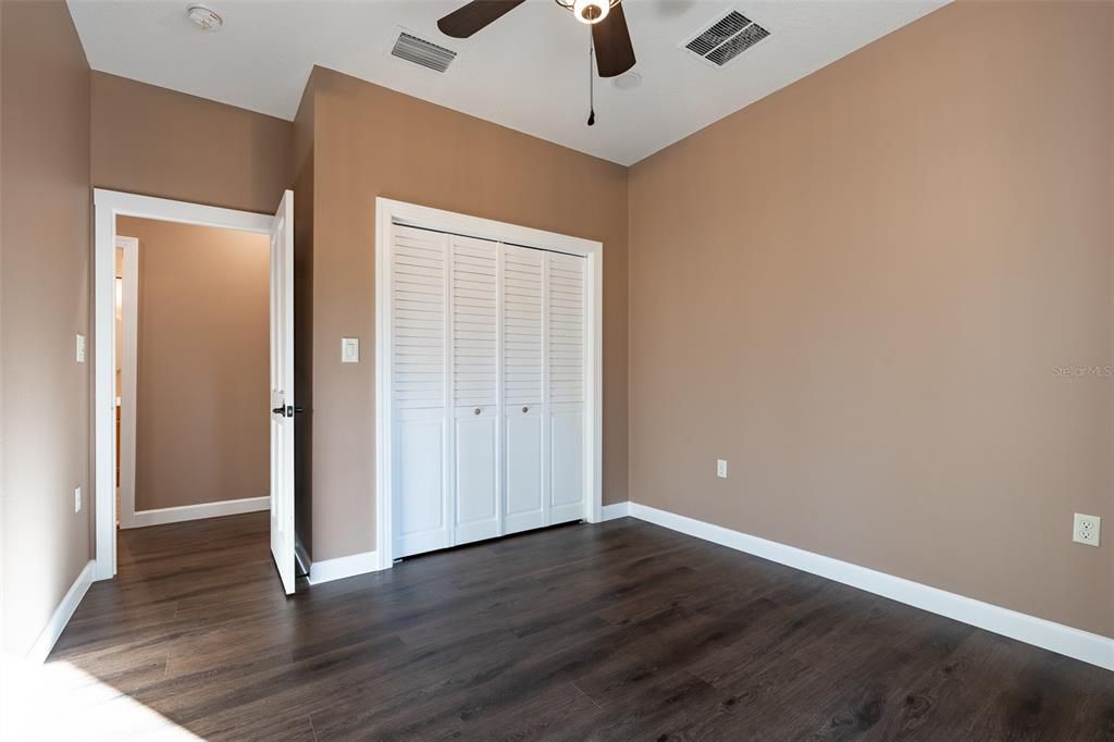 На продажу: $549,000 (3 спален, 2 ванн, 2635 Квадратных фут)