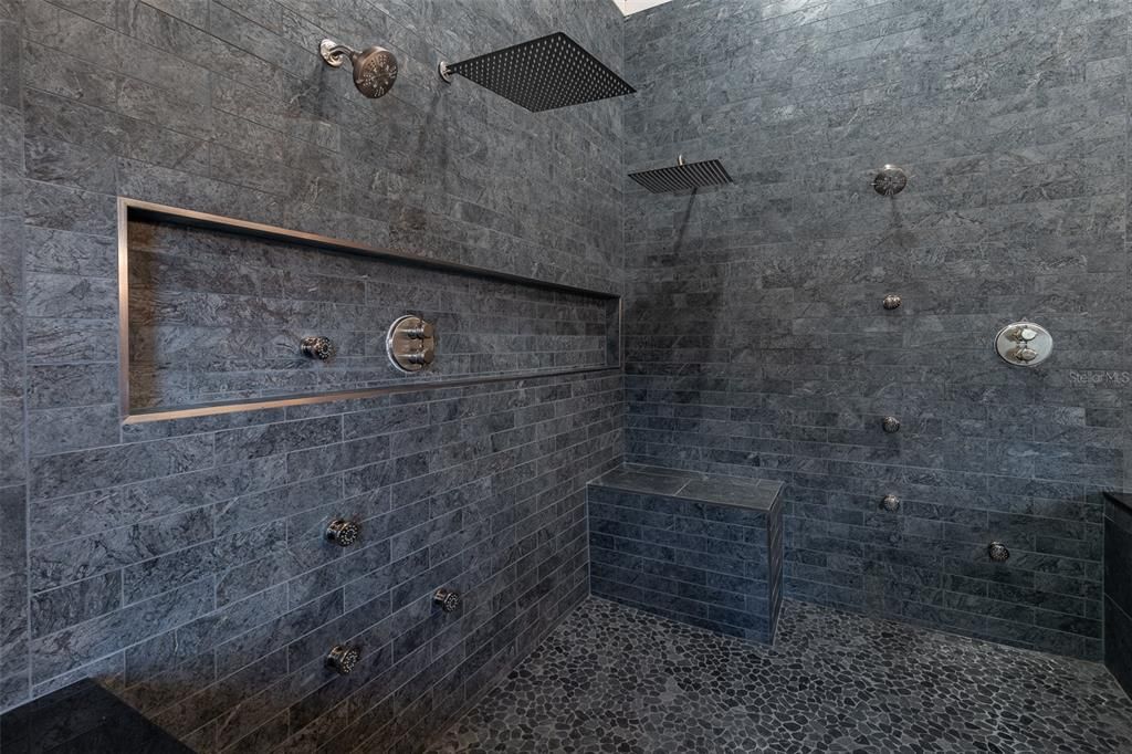 На продажу: $549,000 (3 спален, 2 ванн, 2635 Квадратных фут)